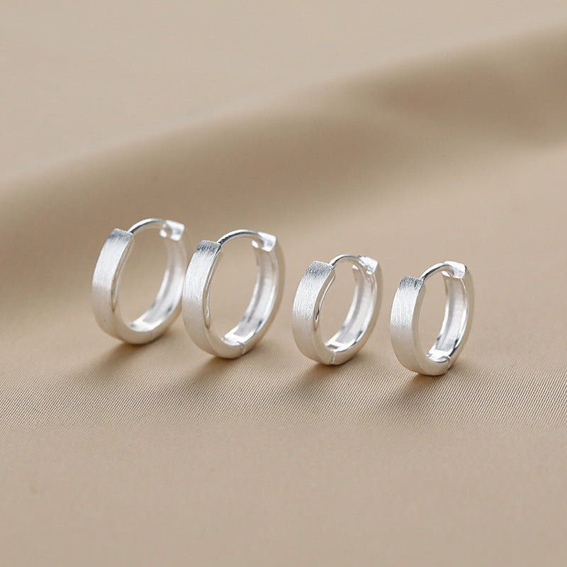 Klassinen Korvarengas ajattomalla viehätyksellä