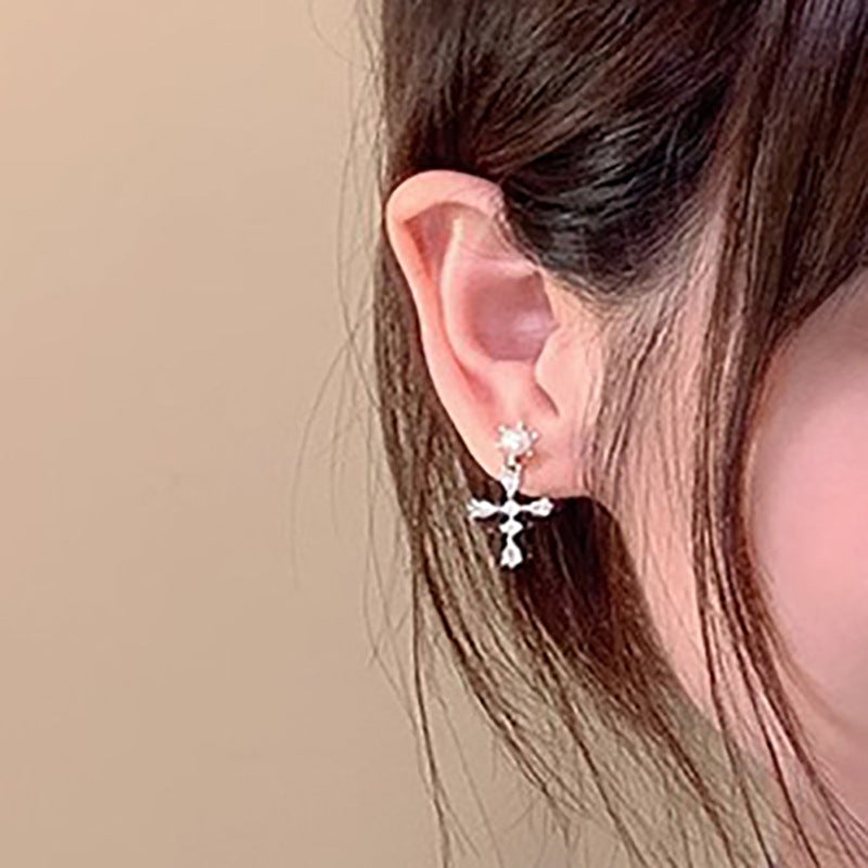 Herkkä käsityö Helmi Korvarengas