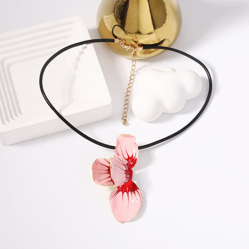 Hurmaava Riipus jokaiseen tilaisuuteen