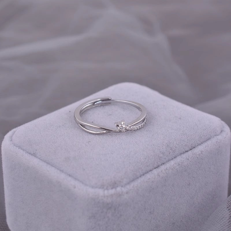 Kaunis Hopea Sormus ainutlaatuisella tyylillä