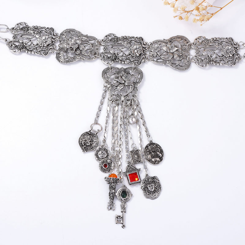 Hurmaava Hopea Kaulakoru jokaiseen tilaisuuteen