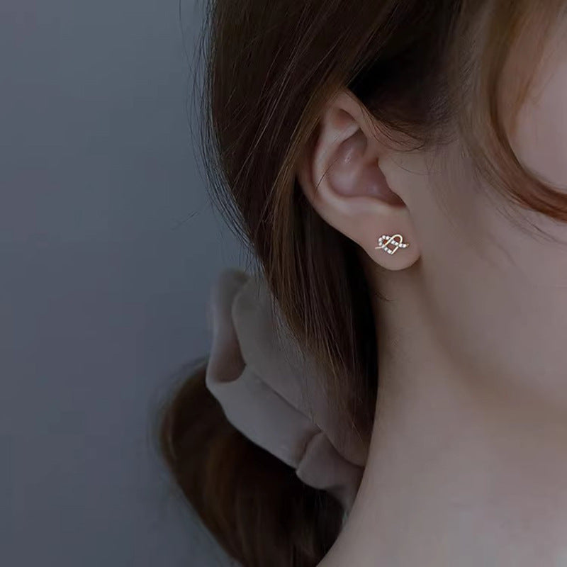 Hurmaava Korvarengas jokaiseen tilaisuuteen