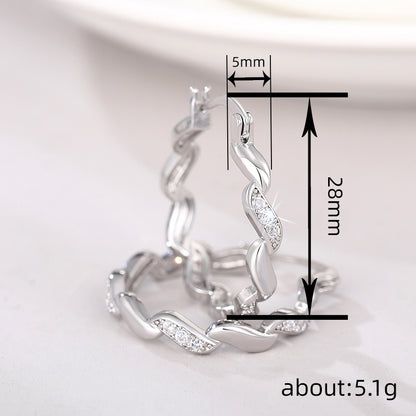 Hurmaava Korvarengas jokaiseen tilaisuuteen