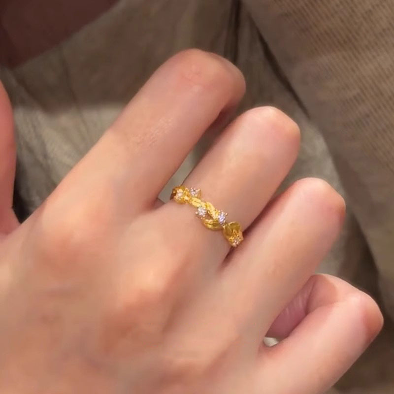 Elegantti Kulta Sormus jokaiseen tilaisuuteen