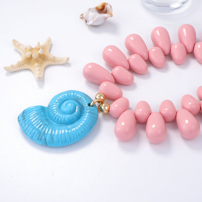 Klassinen Kaulakoru ajattomalla viehätyksellä