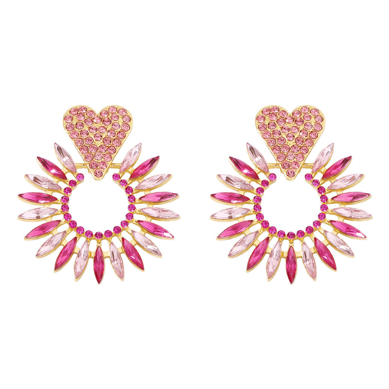 Hurmaava Korvarengas jokaiseen tilaisuuteen