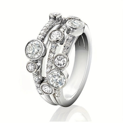 Klassinen Sormus ajattomalla viehätyksellä