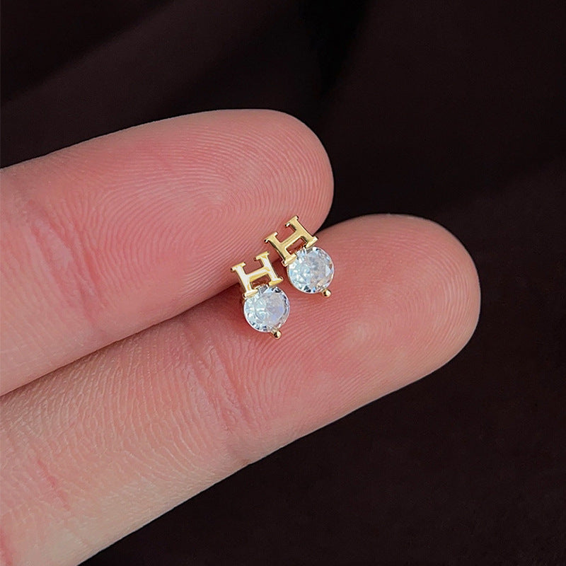 Herkkä käsityö Korvarengas