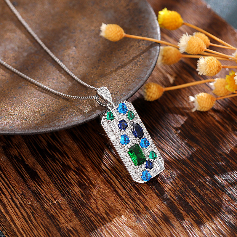 Romanttinen Kaulakoru erityisiin hetkiin