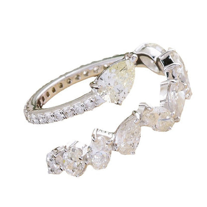 Elegantti Sormus jokaiseen tilaisuuteen