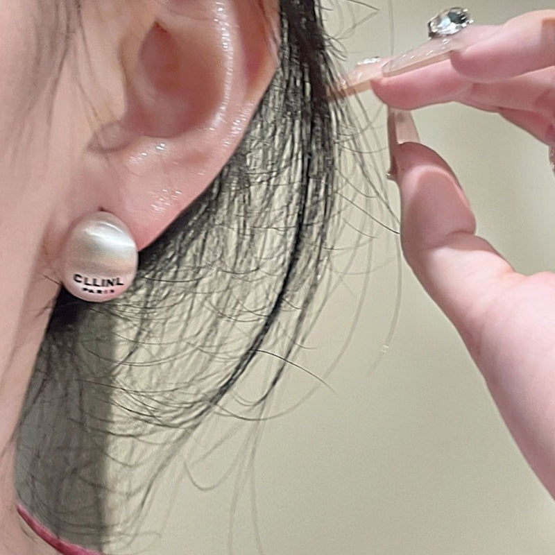 Elegantti Kulta Korvarengas jokaiseen tilaisuuteen