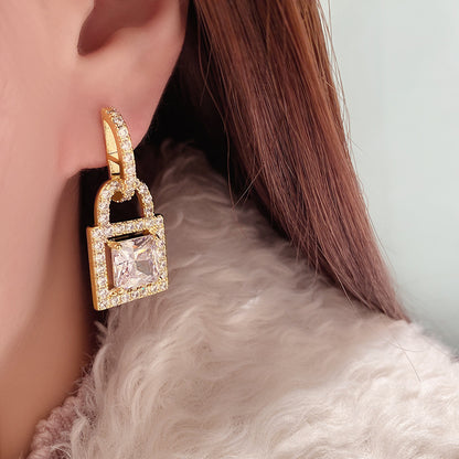 Käsintehty vintage Korvarengas