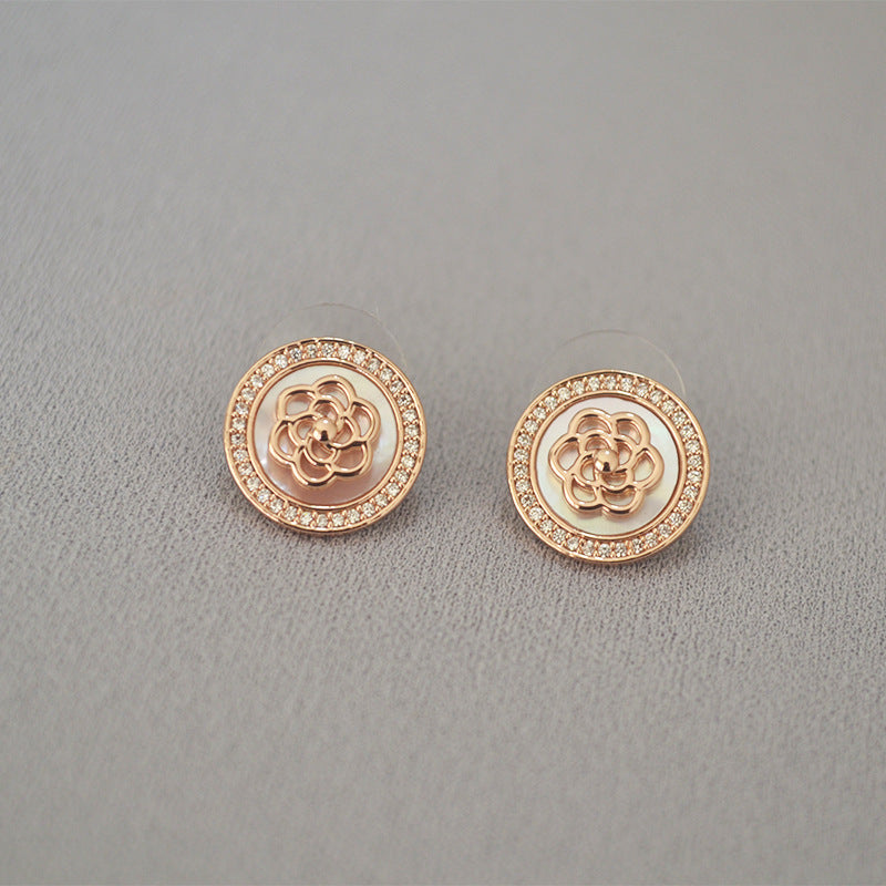 Romanttinen Kulta Korvarengas erityisiin hetkiin