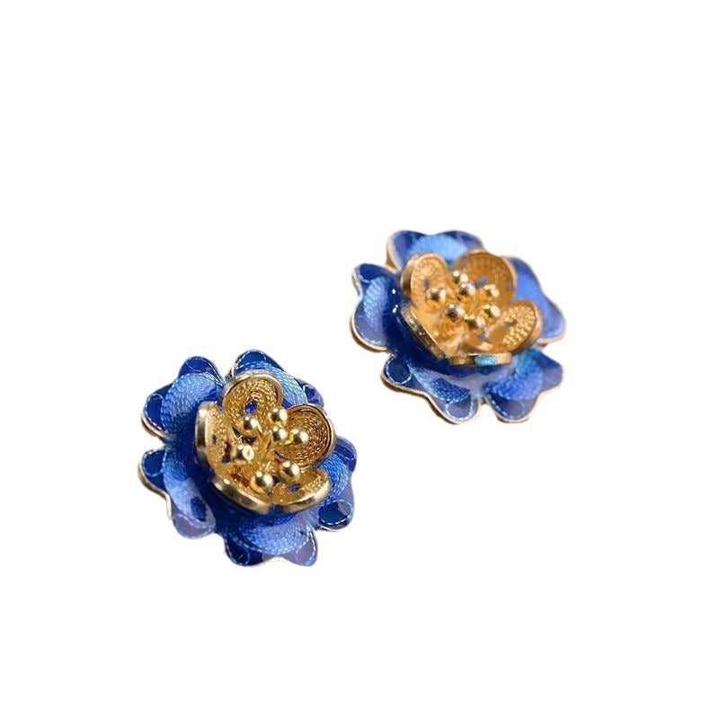 Upea Hopea Korvarengas päivittäiseen käyttöön