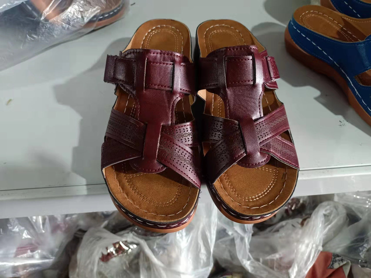 Kauniisti Valmistetut Ortopediset Sandaalit