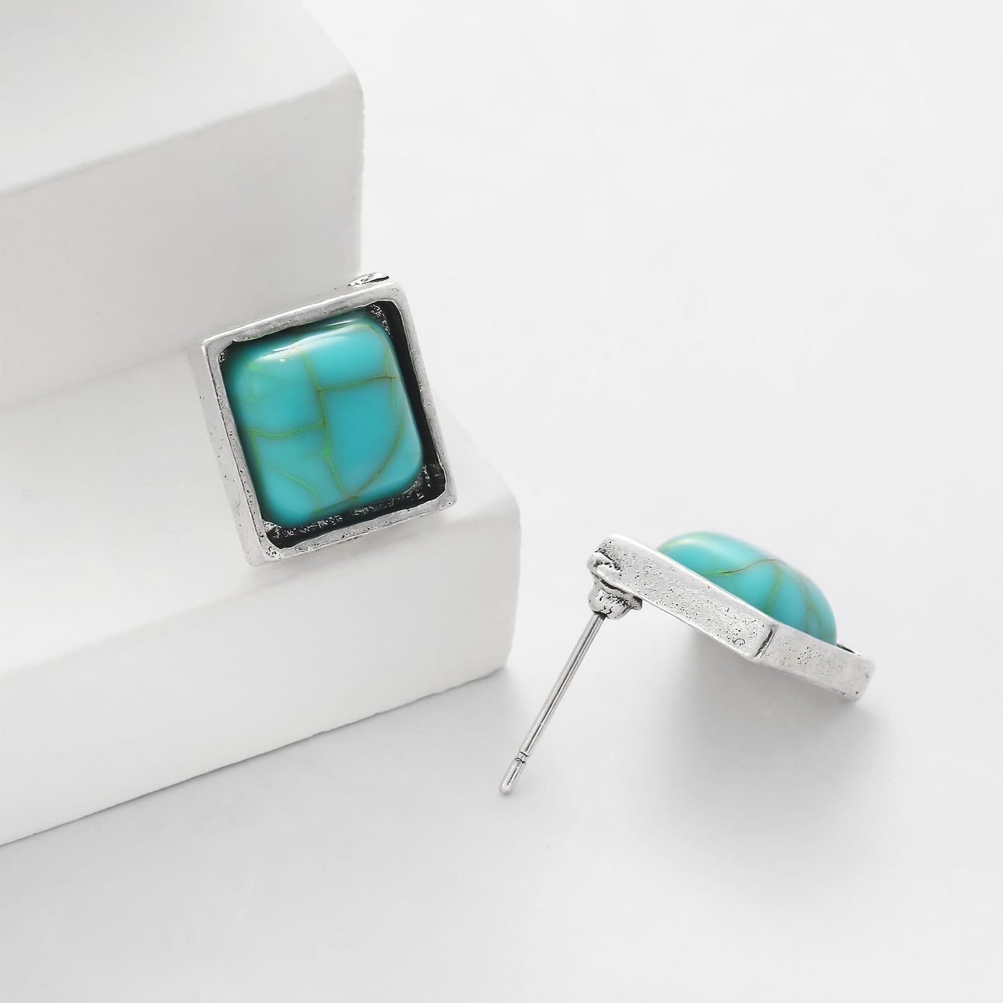 Hurmaava Korvarengas jokaiseen tilaisuuteen