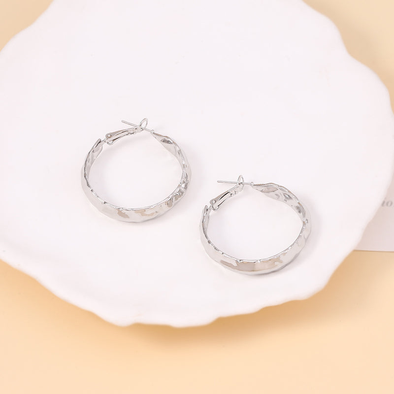 Elegantti Koru jokaiseen tilaisuuteen