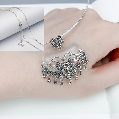 Hurmaava Hopea Kaulakoru jokaiseen tilaisuuteen