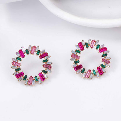 Elegantti Korvarengas jokaiseen tilaisuuteen