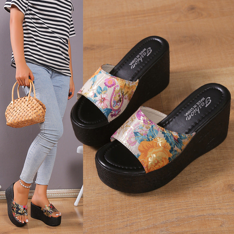 Klassiset Ortopediset Sandaalit Ajattomalla Tyylillä