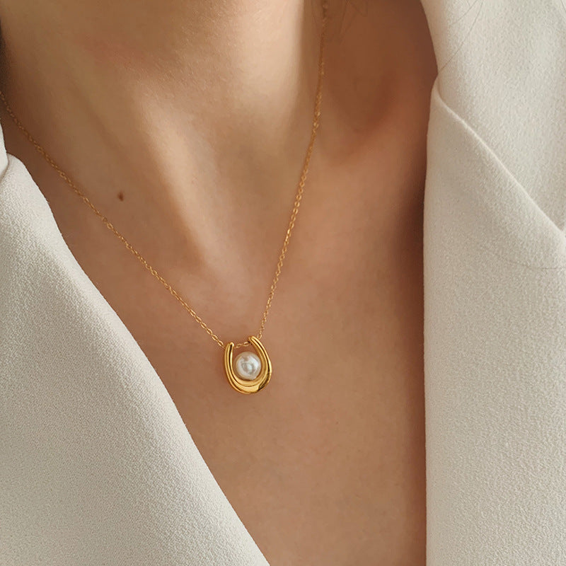 Elegantti Koru jokaiseen tilaisuuteen