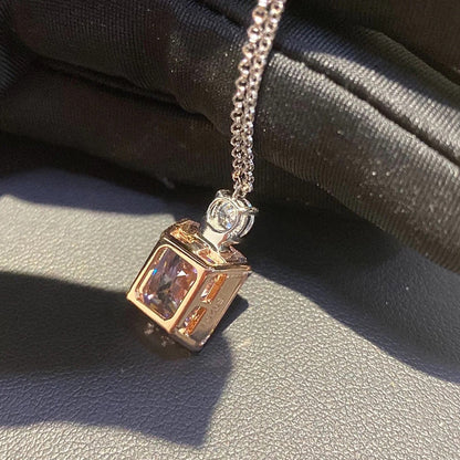 Hurmaava Kaulakoru jokaiseen tilaisuuteen