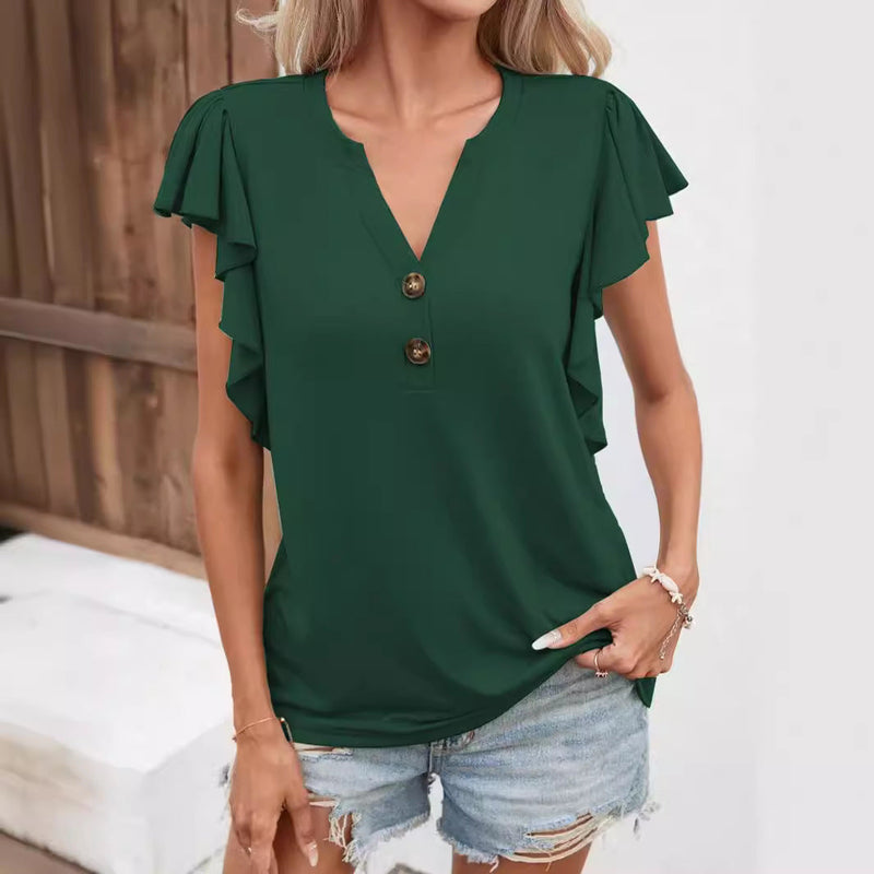 Well Tailored Blouse with a Graceful Silhouette