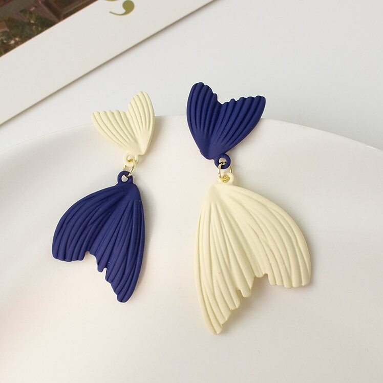 Hurmaava Korvarengas jokaiseen tilaisuuteen