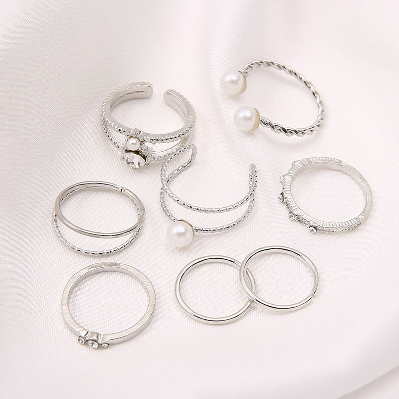 Klassinen Helmi Korusetti ajattomalla viehätyksellä