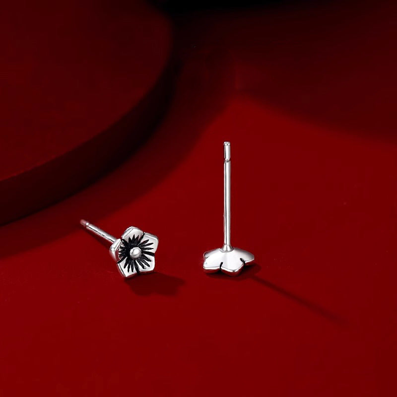 Elegantti Korvarengas jokaiseen tilaisuuteen