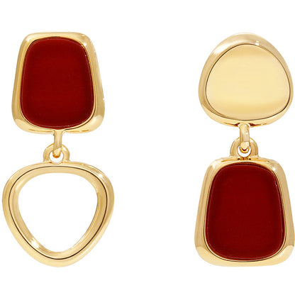 Klassinen Korvarengas ajattomalla viehätyksellä