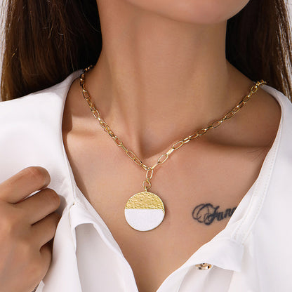 Romanttinen Kaulakoru erityisiin hetkiin