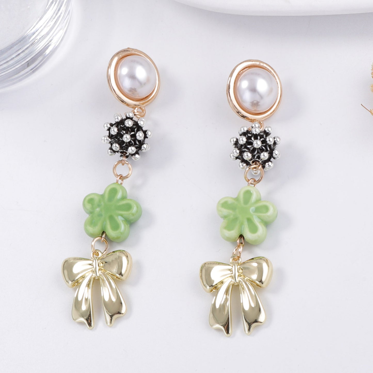 Elegantti Helmi Korvarengas jokaiseen tilaisuuteen