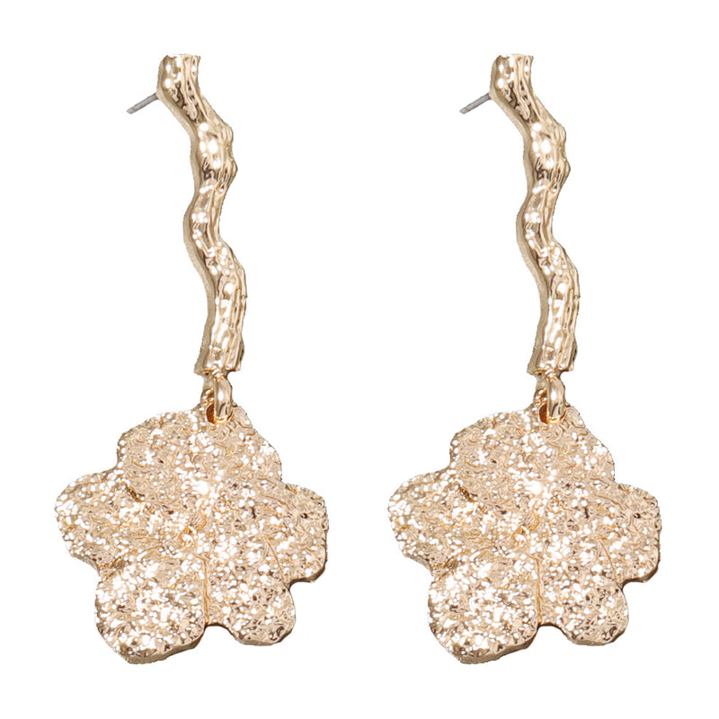 Hurmaava Korvarengas jokaiseen tilaisuuteen