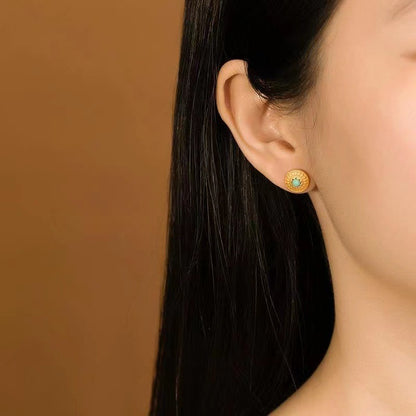 Hurmaava Hopea Korvarengas jokaiseen tilaisuuteen