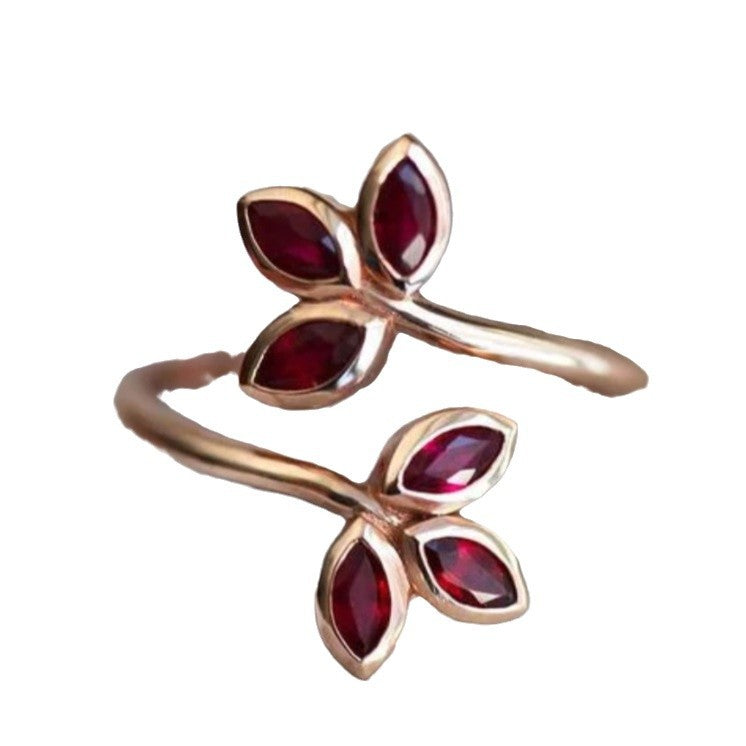 Hurmaava Kulta Koru jokaiseen tilaisuuteen