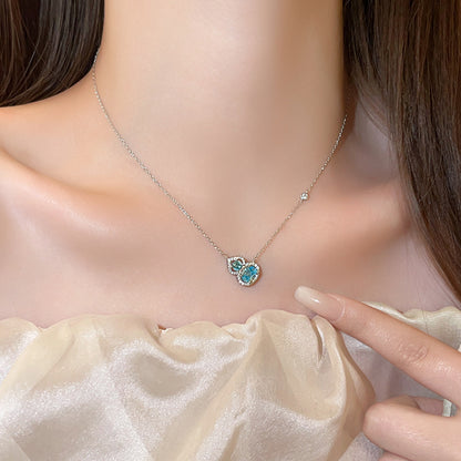 Hurmaava Kaulakoru jokaiseen tilaisuuteen