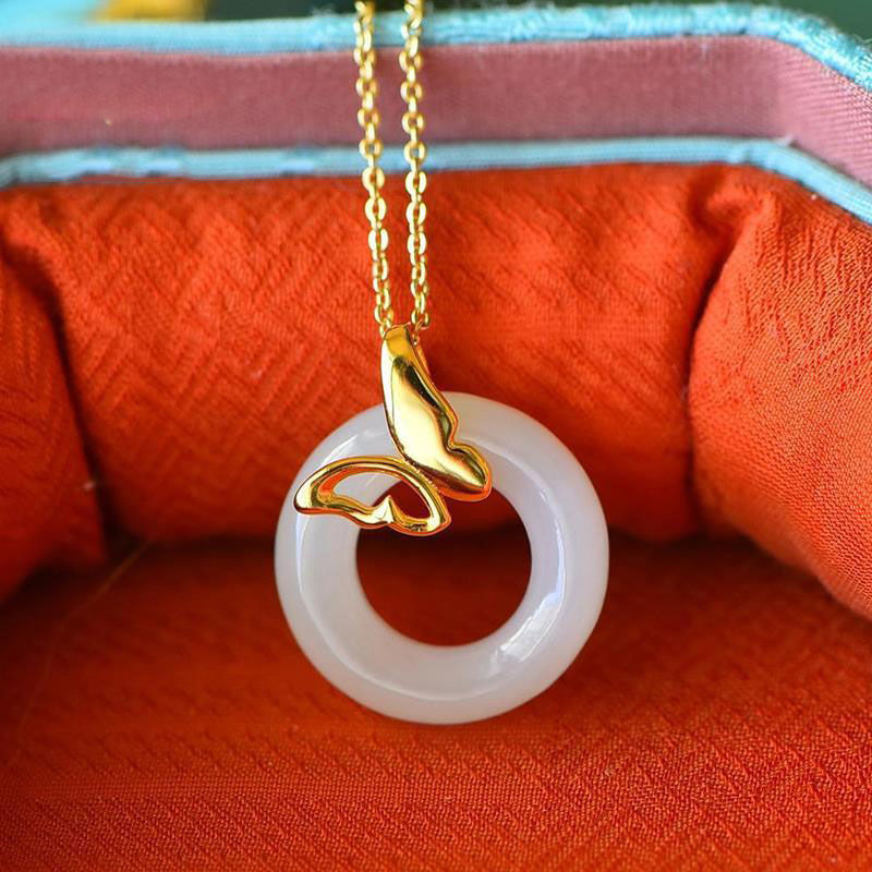 Elegantti Kulta Kaulakoru jokaiseen tilaisuuteen