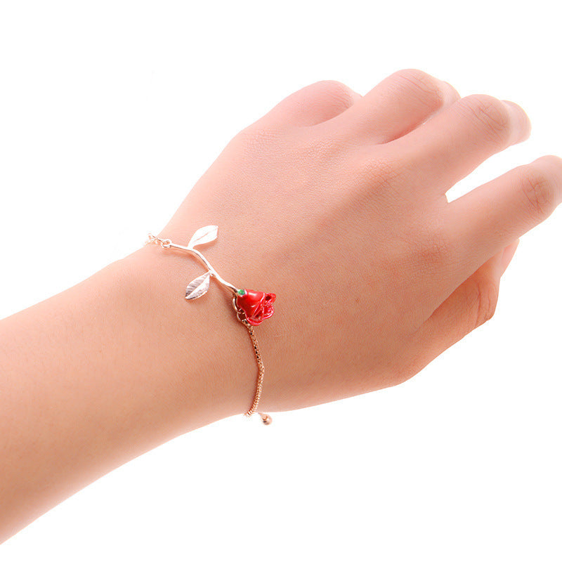 Kaunis Rannekoru ainutlaatuisella tyylillä