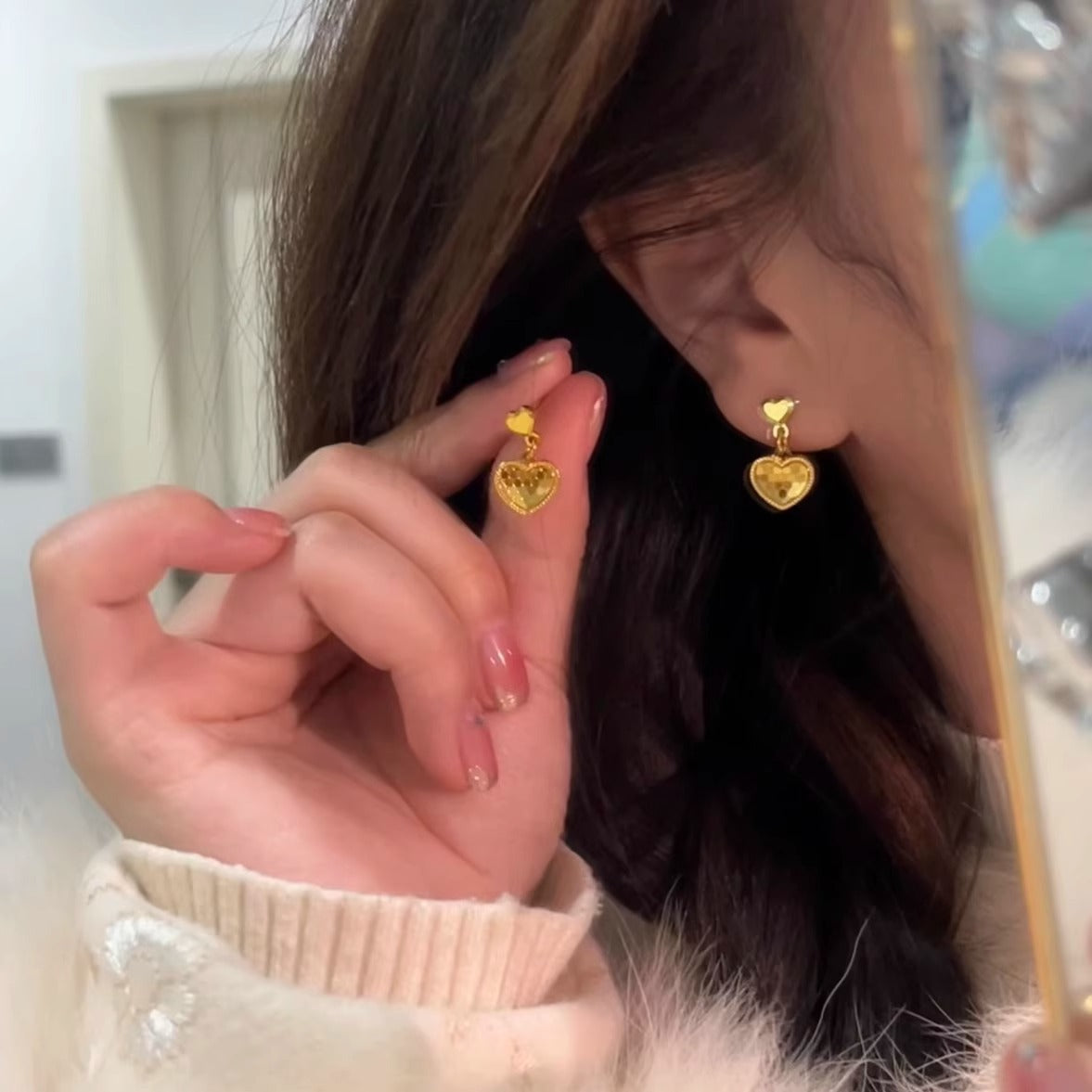 Klassinen Korvarengas ajattomalla viehätyksellä