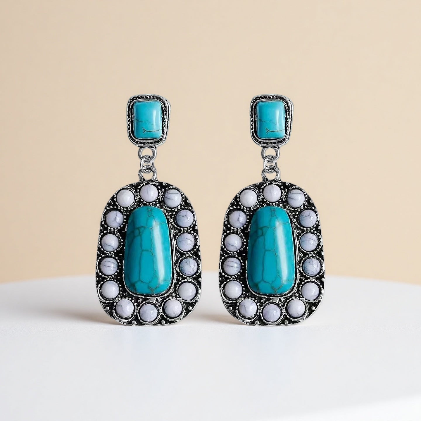 Elegantti Sormus jokaiseen tilaisuuteen