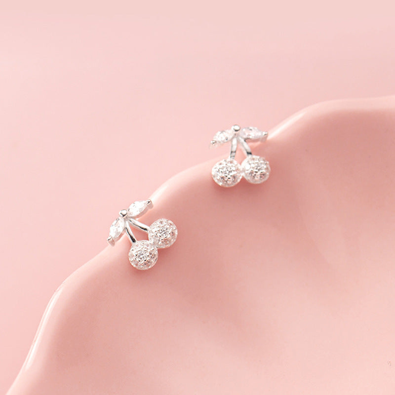 Käsintehty vintage Korvarengas