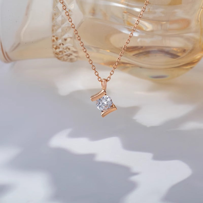 Herkkä käsityö Koru