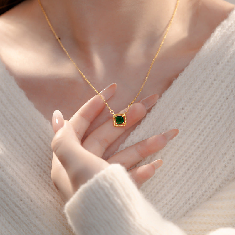 Kaunis Kaulakoru ainutlaatuisella tyylillä