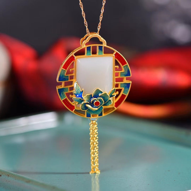 Elegantti Hopea Kaulakoru jokaiseen tilaisuuteen