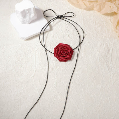 Kaunis Kaulakoru ainutlaatuisella tyylillä