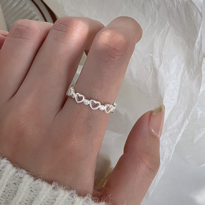 Upea Sormus päivittäiseen käyttöön