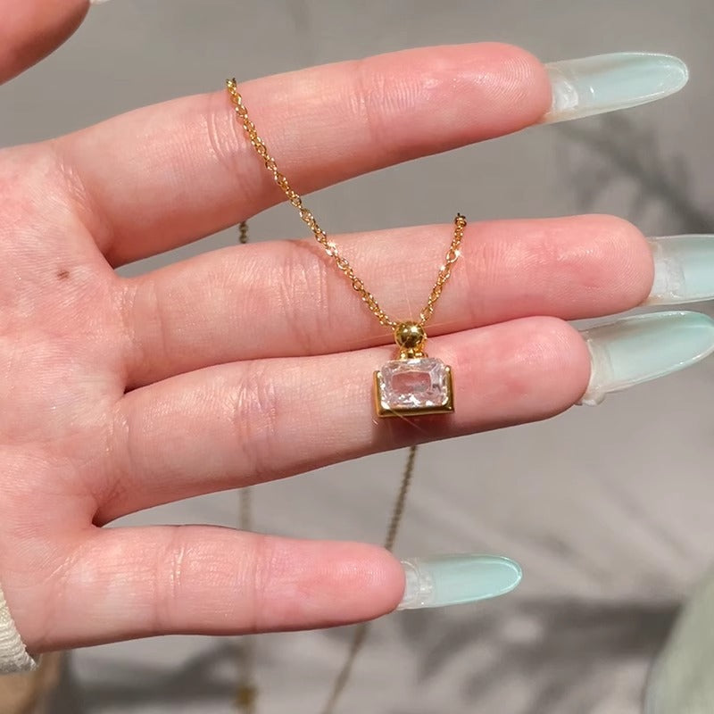 Herkkä käsityö Kulta Kaulakoru