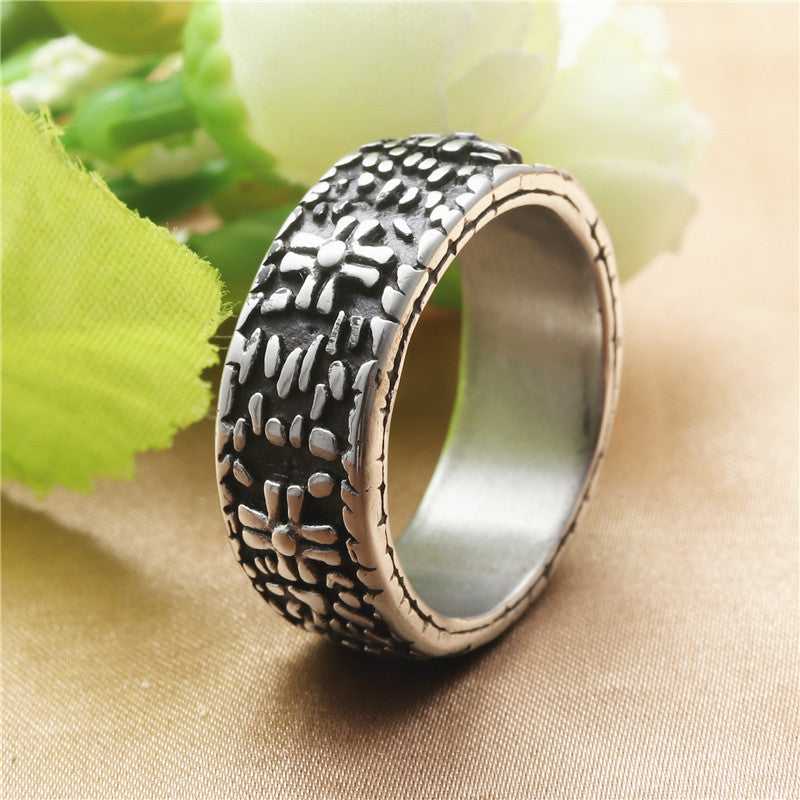 Kaunis Sormus ainutlaatuisella tyylillä