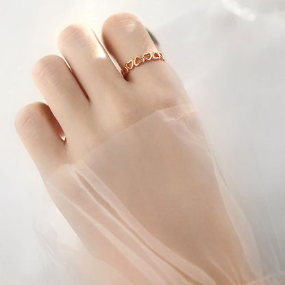 Hurmaava Sormus jokaiseen tilaisuuteen